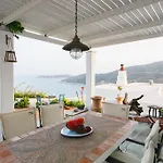 Вилла Pelagos *
